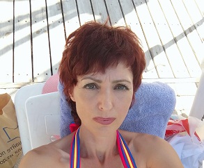8295 Eлена 8295 Eлена